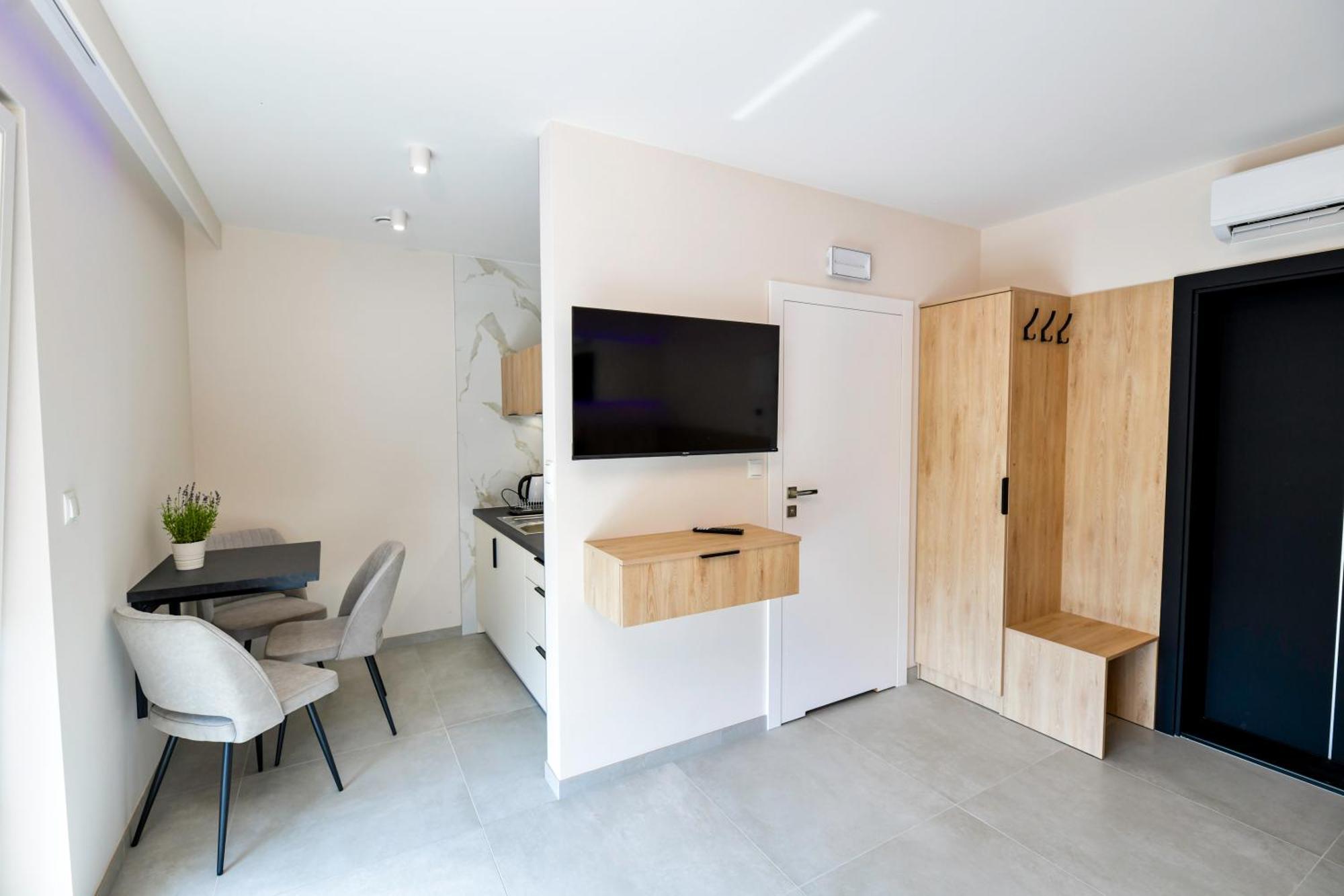 Sloneczne Wzgorze Zator Apartment ภายนอก รูปภาพ