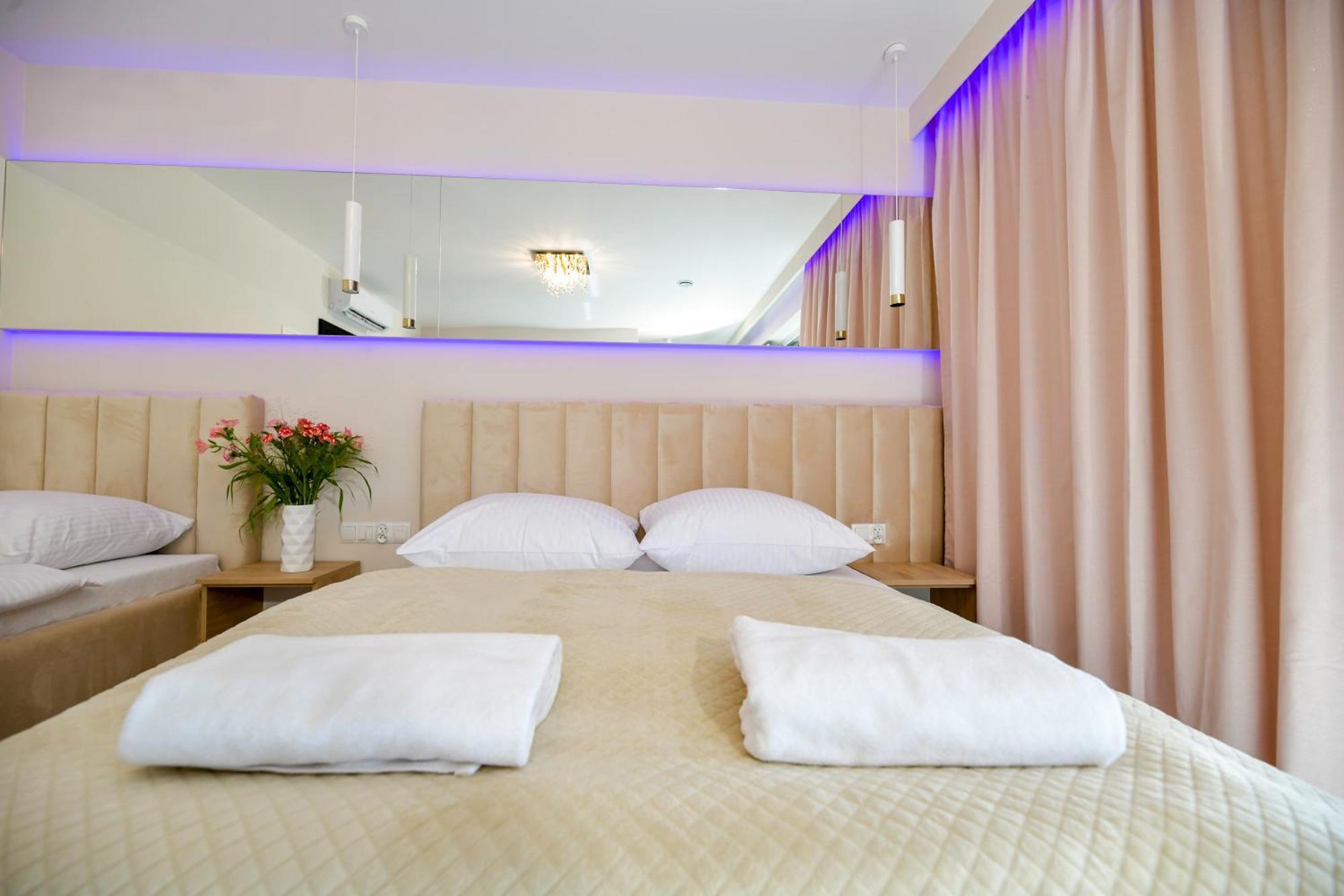 Sloneczne Wzgorze Zator Apartment ภายนอก รูปภาพ
