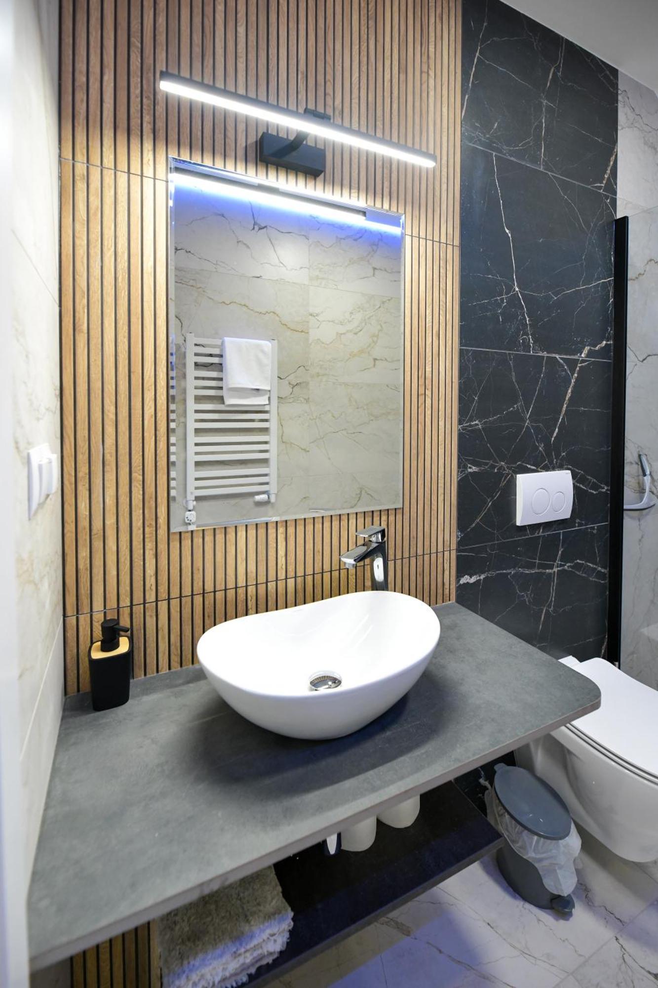 Sloneczne Wzgorze Zator Apartment ภายนอก รูปภาพ