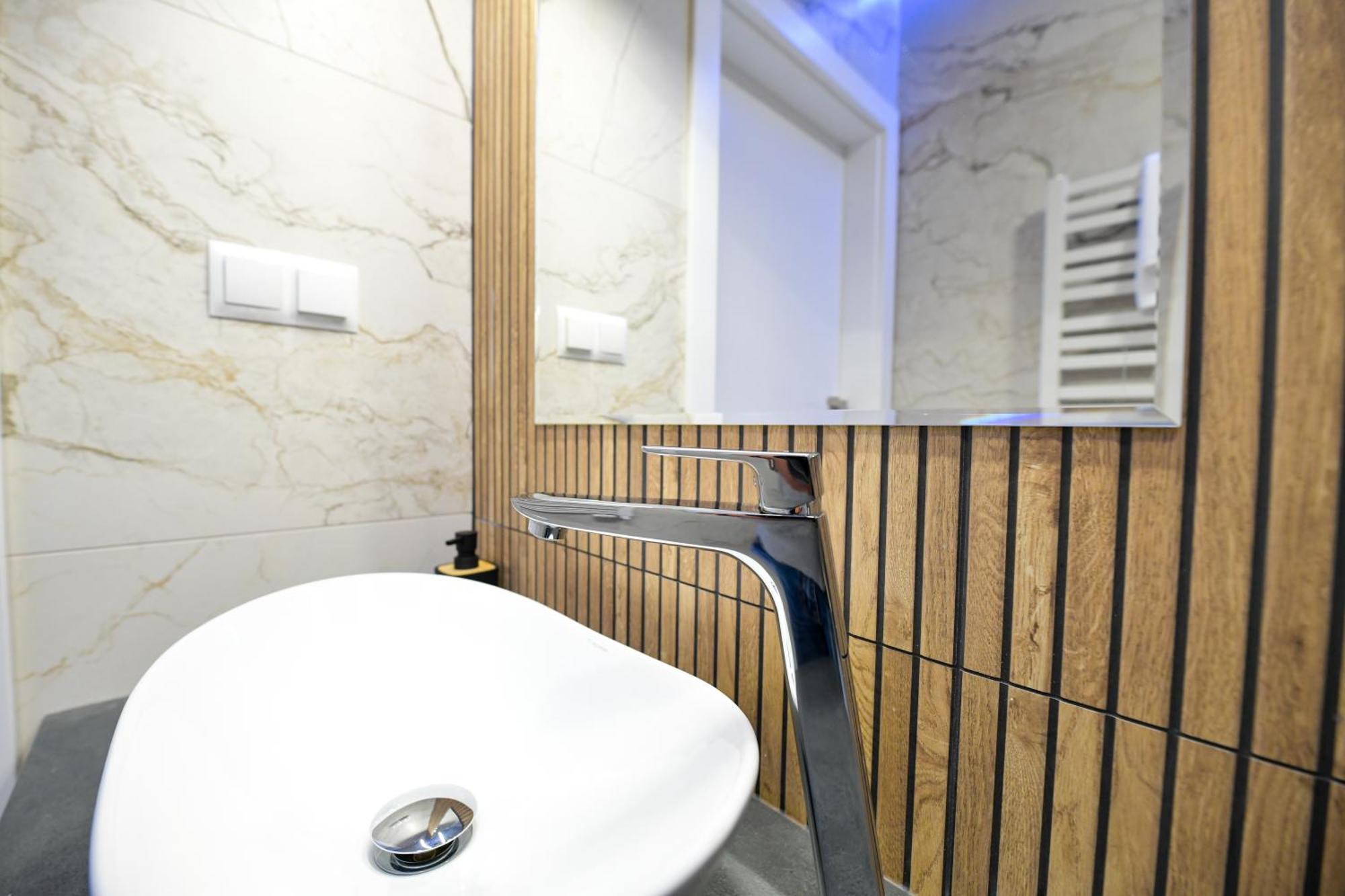 Sloneczne Wzgorze Zator Apartment ภายนอก รูปภาพ